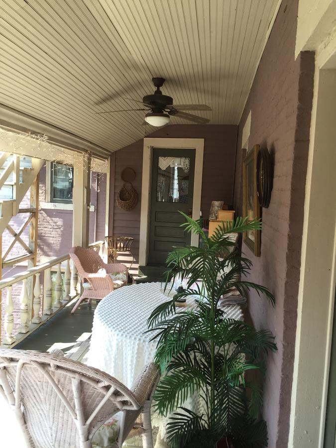 Annie Wiggins Guest House Galena Exterior photo